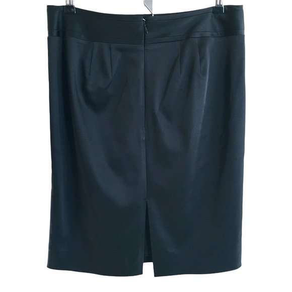 White House Black Market Pencil Skirt Solid Black Back Vent Career Work Size 6 - Picture 2 of 6